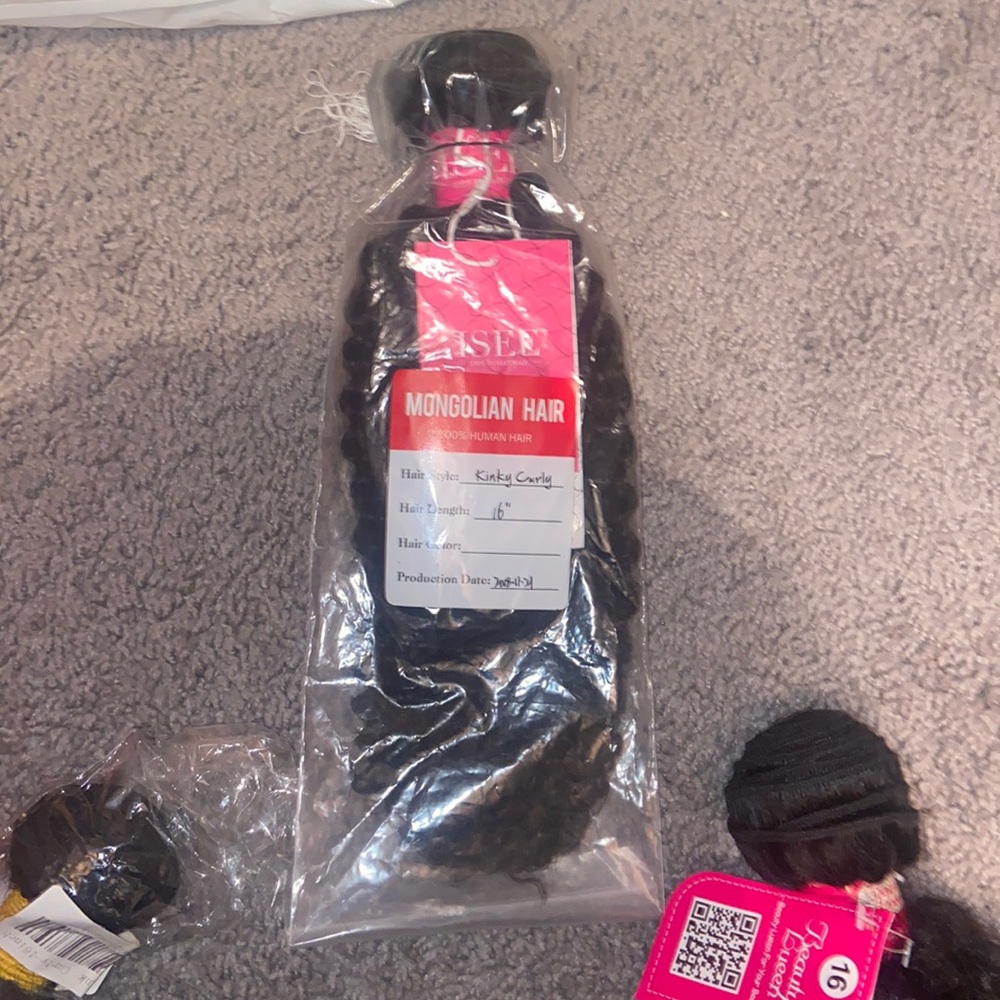 ISEE MONGOLIAN KINKY CURLY WEAVE BUNDLES